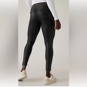 Athleta Delancy leggings Women’s small